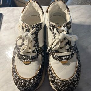 Madewell White and Black Sneakers with Textured Design